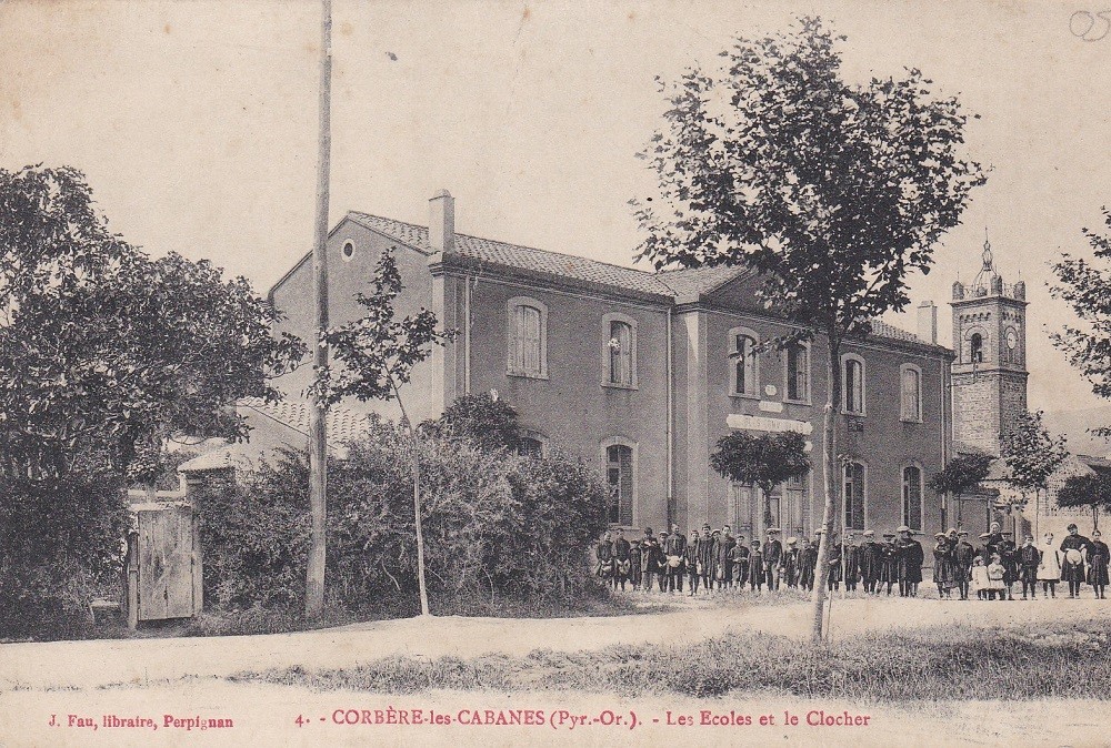 Corbère les Cabanes-L' école ( postée en1916 )