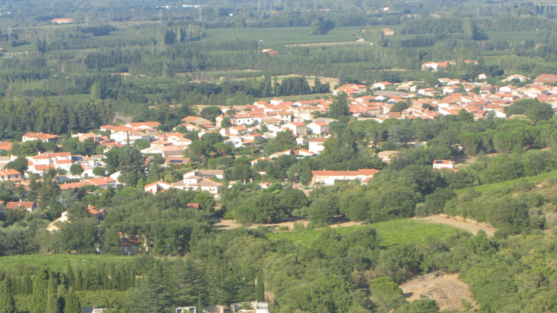 Le village de Corbère les Cabanes