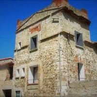 L'ancien moulin et sa tour pigeonnier